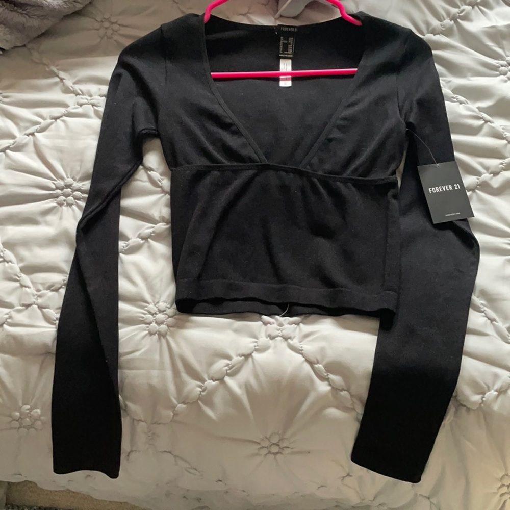Black crop top